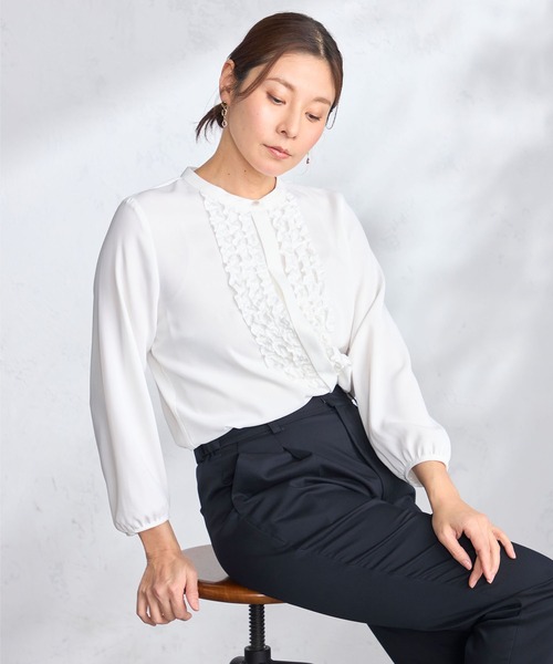 GALLORIA（ギャローリア）の「【洗濯機で洗える】チビフリルブラウス（シャツ/ブラウス・レディース・ライトグレー/ライトブルー/ホワイト・L/LL/M/S）」の4枚目の写真