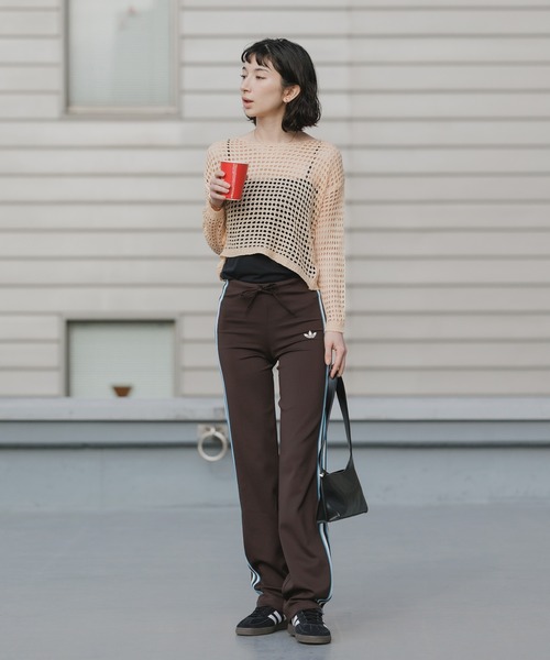 adidas(アディダス)の「adidas/アディダス SLOUCHY STRAIGHT LEG PANTS トレフォイルロゴ ストレート レッグ パンツ 2026年 夏 夏服 秋服(その他パンツ・レディース・ブラウン/ベージュ・S/M/L)」の20枚目の写真
