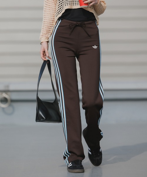 adidas(アディダス)の「adidas/アディダス SLOUCHY STRAIGHT LEG PANTS トレフォイルロゴ ストレート レッグ パンツ 2026年 夏 夏服 秋服(その他パンツ・レディース・ブラウン/ベージュ・S/M/L)」の15枚目の写真