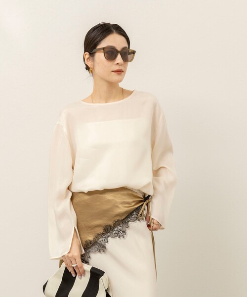 MAQWEL(マクウェル)の「《セットアップ対応》【MAQWEL/マクウェル】ウォッシャブルサテンTブラウス(シャツ/ブラウス・レディース・オフホワイト/ブラック・FREE)」の9枚目の写真