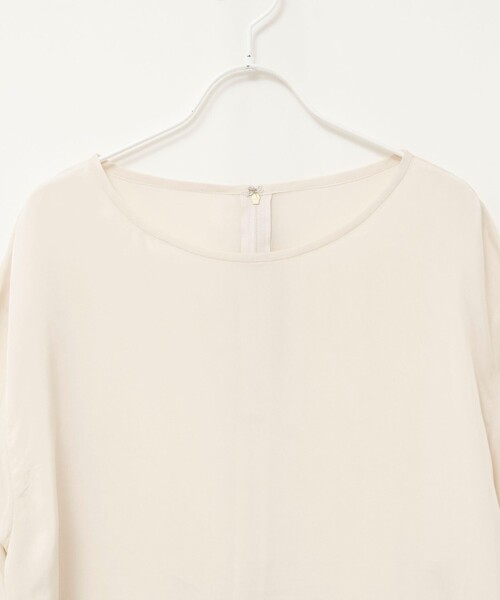 MAQWEL(マクウェル)の「《セットアップ対応》【MAQWEL/マクウェル】ウォッシャブルサテンTブラウス(シャツ/ブラウス・レディース・オフホワイト/ブラック・FREE)」の21枚目の写真