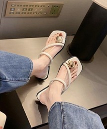 メタルサムリングトングサンダルストラップ