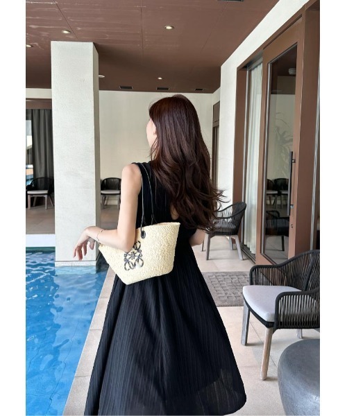 LUDICRUM(ルーディクルム)の「Vneck drawstring dress(ワンピース・レディース・ブラック/オフホワイト/ラベンダー・M/S)」の9枚目の写真
