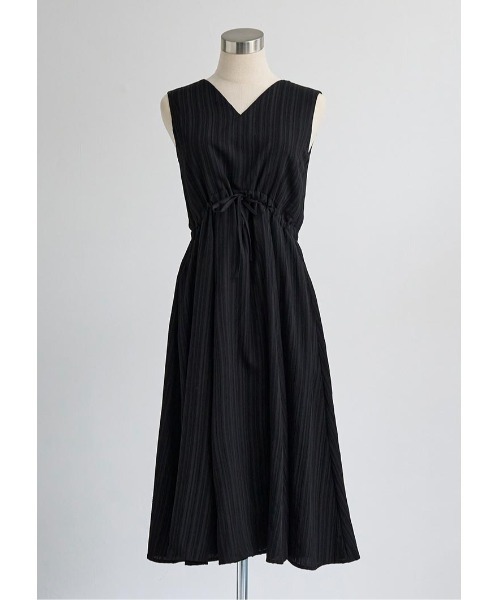 LUDICRUM(ルーディクルム)の「Vneck drawstring dress(ワンピース・レディース・ブラック/オフホワイト/ラベンダー・M/S)」の11枚目の写真