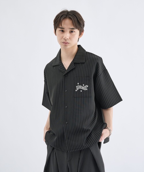 Remember.(リメンバー)の「フラワーボタンストライプ開襟シャツ / Flower Button Stripe Halfsleeve Shirt(シャツ/ブラウス・メンズ・ブラック/ブラウン/ホワイト・LARGE/MEDIUM)」の16枚目の写真