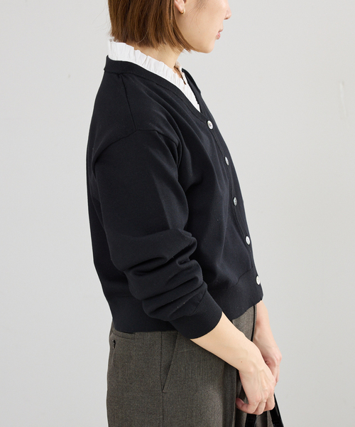 IENA(イエナ)の「ウォッシャブル 2WAYフリルニットカーディガン(カーディガン/ボレロ・レディース・ブラック/チャコールグレー・FREE)」の8枚目の写真