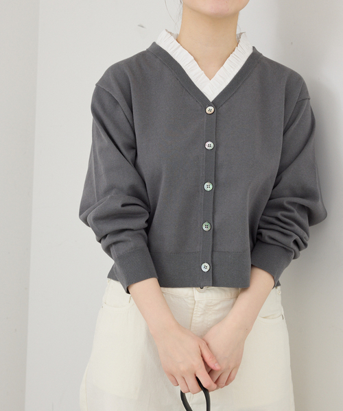 IENA(イエナ)の「ウォッシャブル 2WAYフリルニットカーディガン(カーディガン/ボレロ・レディース・ブラック/チャコールグレー・FREE)」の12枚目の写真