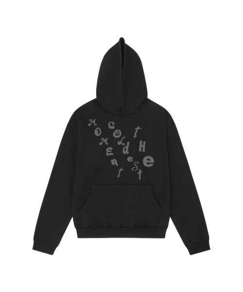THECOLDESTMOMENT（ザコールデストモーメント）の「TCM diagonal hoodie (black)（パーカー・レディース・その他・MEDIUM/LARGE）」の2枚目の写真