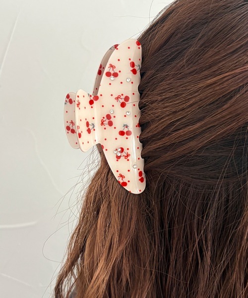 kutir（クティール）の「kutirlune／総柄ビジューヘアクリップ（バレッタ/ヘアクリップ・レディース・レッド/ブルー・FREE）」の2枚目の写真
