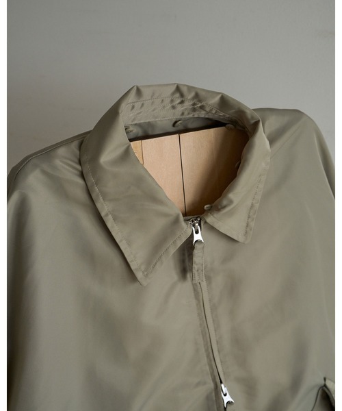 anuke(アンヌーク)の「MA-2 Flight Jacket(テーラードジャケット・レディース・ネイビー/オリーブ・38inch/36inch)」の5枚目の写真