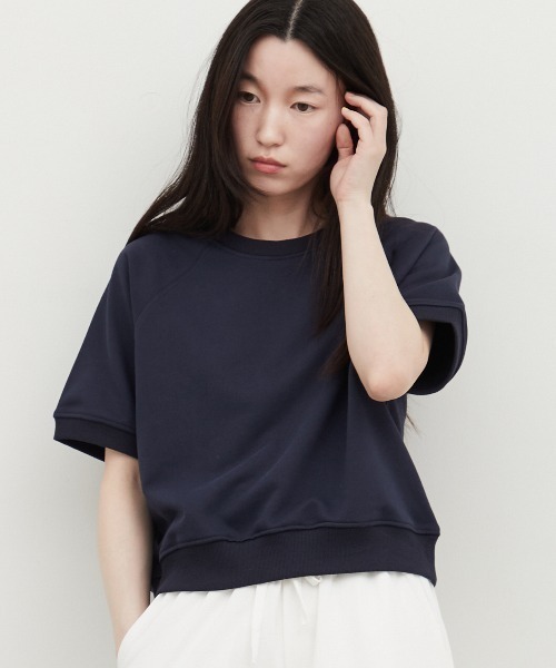 OFROOM(オフルーム)の「crop short sleeve sweat|クロップショートスリーブスウェット(スウェット・レディース・グレー/アイボリー/ネイビー・FREE)」の3枚目の写真