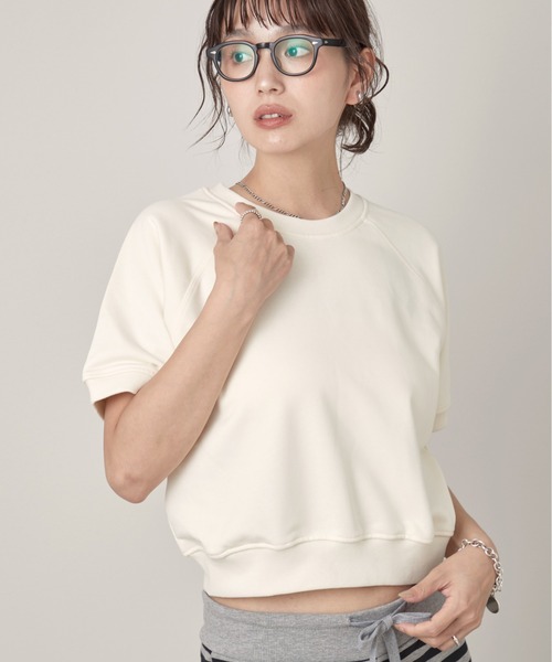 OFROOM(オフルーム)の「crop short sleeve sweat|クロップショートスリーブスウェット(スウェット・レディース・グレー/アイボリー/ネイビー・FREE)」の2枚目の写真