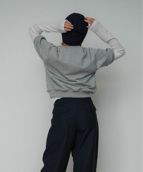 OFROOM(オフルーム)の「crop short sleeve sweat|クロップショートスリーブスウェット(スウェット・レディース・グレー/アイボリー/ネイビー・FREE)」の6枚目の写真