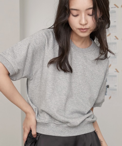 OFROOM(オフルーム)の「crop short sleeve sweat|クロップショートスリーブスウェット(スウェット・レディース・グレー/アイボリー/ネイビー・FREE)」の10枚目の写真