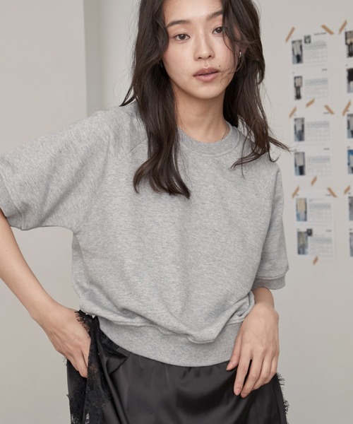 OFROOM(オフルーム)の「crop short sleeve sweat|クロップショートスリーブスウェット(スウェット・レディース・グレー/アイボリー/ネイビー・FREE)」の11枚目の写真