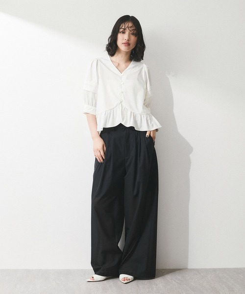 限定2000円値下げ！アダムエロペ ホワイト シャツ パフスリーブ 3way WEB限定】パフスリーブギャザーブラウス（シャツ/ブラウス）｜ADAM ET