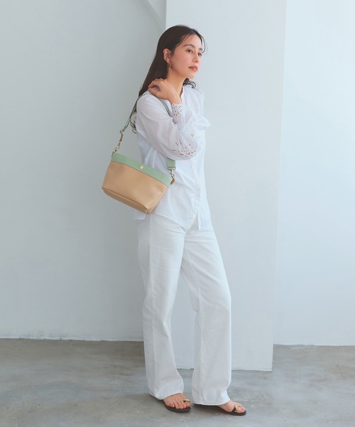 Breath TOPKAPI（ブレストプカピ）の「【Breath TOPKAPI】【26SS新色】RIPPLE リプル 舟形 ショルダー バッグ / 撥水（ショルダーバッグ・レディース・エメラルド/ピンク系その他・FREE）」の4枚目の写真