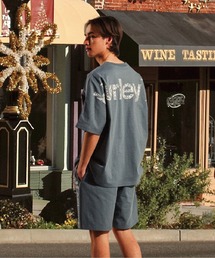 Hurley （ハーレー）の「【Hurley:ハーレー】ヘビーウェイトコットンTシャツ　オーバーサイズシルエット　　TRIBAL LOGO OVRSZD SS TEE（Tシャツ/カットソー）」