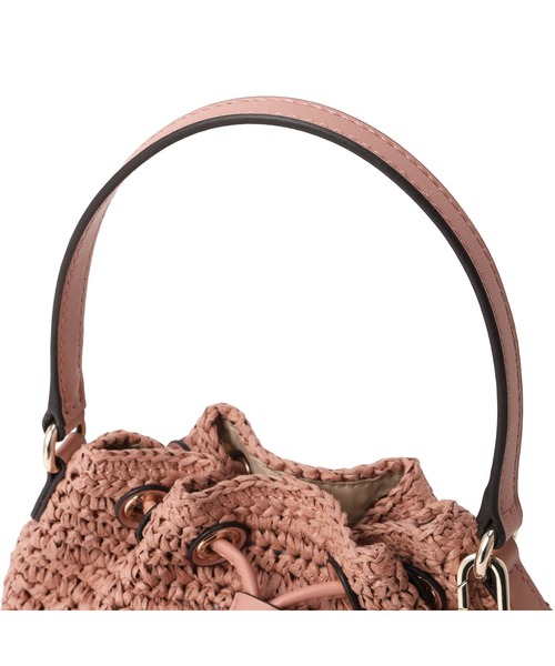 Guess(ゲス)の「OFELIA TOP HANDLE BUCKET ショルダーバッグ バケットバッグ(ショルダーバッグ・レディース・ピンク系その他/オリーブ/キャメル・ONE SIZE)」の9枚目の写真