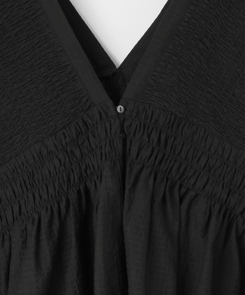 LOWRYS FARM(ローリーズファーム)の「ヨウリュウシャーリングショートフレンチスリーブ 661674(シャツ/ブラウス・レディース・ベージュ/ブラック/ブルー/アイボリー/ドット・FREE)」の15枚目の写真