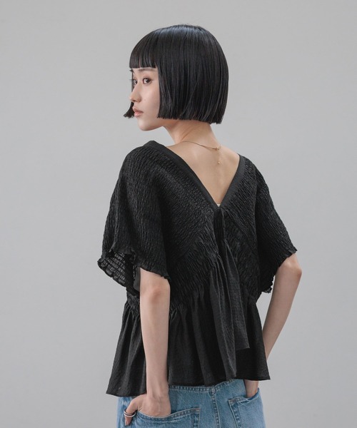 LOWRYS FARM(ローリーズファーム)の「ヨウリュウシャーリングショートフレンチスリーブ 661674(シャツ/ブラウス・レディース・ベージュ/ブラック/ブルー/アイボリー/ドット・FREE)」の21枚目の写真