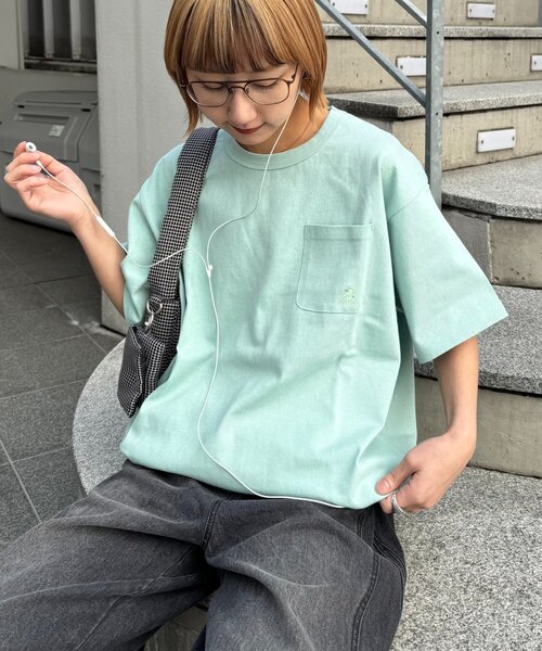 GEVACO（ゲバコ）の「【GEVACO/ゲバコ】ベーシックOE天竺ポケット刺繍Tシャツ（Tシャツ/カットソー・レディース・ホワイト/ネイビー/ミント・MEDIUM/LARGE）」の2枚目の写真