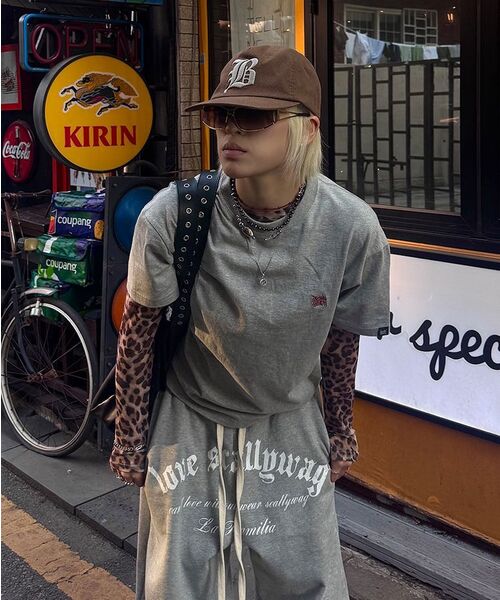 BROWNBREATH(ブラウンブレス)の「CROP TAG TEE - BLACK(Tシャツ/カットソー・メンズ・その他・X-LARGE/LARGE/MEDIUM/SMALL)」の11枚目の写真