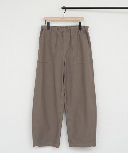 DISCOAT(ディスコート)の「【Enlude】カットバックサテンバレルイージーパンツ《ユニセックス》(その他パンツ・レディース・ベージュ/カーキ・LARGE/MEDIUM)」の11枚目の写真