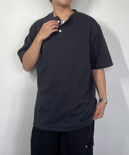 link lot(リンクロット)の「ドライワッフルヘンリーネック半袖Tシャツ(Tシャツ/カットソー・メンズ・オートミール/グレー/ブラック・M/L/XL)」の16枚目の写真