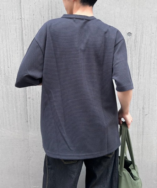 link lot(リンクロット)の「ドライワッフルヘンリーネック半袖Tシャツ(Tシャツ/カットソー・メンズ・オートミール/グレー/ブラック・M/L/XL)」の6枚目の写真