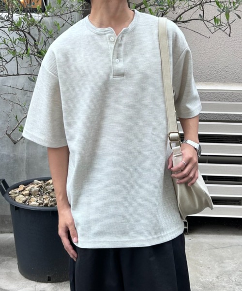 link lot(リンクロット)の「ドライワッフルヘンリーネック半袖Tシャツ(Tシャツ/カットソー・メンズ・オートミール/グレー/ブラック・M/L/XL)」の8枚目の写真