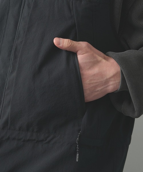 Product Twelve(プロダクトトゥエルブ)の「【Product Twelve/プロダクトトゥエルブ】All Weather Vest(ベスト・メンズ・ブラウン/ブラック・2)」の8枚目の写真