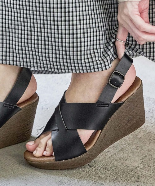 Fashion Letter（ファッションレター）の「日本製 バックベルトウェッジサボサンダル 痛くないサンダル（サンダル・レディース・ダークブラウン/ホワイト/ブラック・M/S/LL/L）」の12枚目の写真