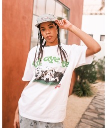 LFYT（エルエフワイティー）の「LFYT ラファイエット【Lafayette】- 半袖Tシャツ【WEISER DOGS TEE LS260105】（Tシャツ/カットソー）」