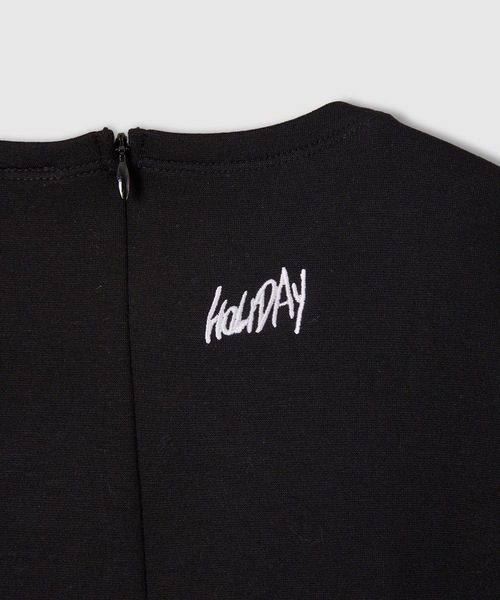 HOLIDAY(ホリデイ)の「WARM CREW-NECK TOPS ウォームクルーネックトップス(Tシャツ/カットソー・レディース・ベージュ/ブラック/ホワイト/レッド・ONE SIZE)」の14枚目の写真