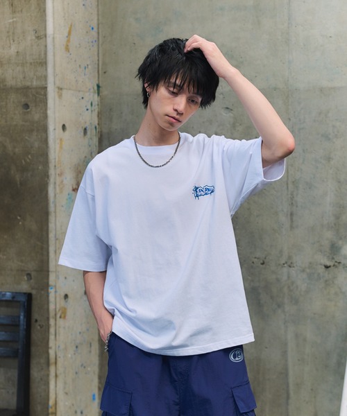 ILL'S(イルズ)の「スプラッシュ タギング グラフィック Tシャツ(Tシャツ/カットソー・メンズ・ブラック/ホワイト系その他/ホワイト/ブラック系その他/パープル/ブルー系その他・L/M)」の10枚目の写真