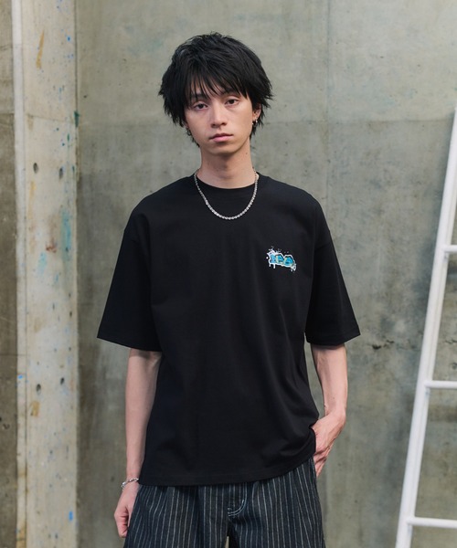 ILL'S(イルズ)の「スプラッシュ タギング グラフィック Tシャツ(Tシャツ/カットソー・メンズ・ブラック/ホワイト系その他/ホワイト/ブラック系その他/パープル/ブルー系その他・L/M)」の16枚目の写真