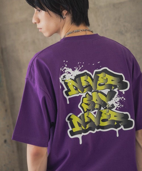 ILL'S(イルズ)の「スプラッシュ タギング グラフィック Tシャツ(Tシャツ/カットソー・メンズ・ブラック/ホワイト系その他/ホワイト/ブラック系その他/パープル/ブルー系その他・L/M)」の22枚目の写真