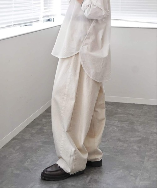 JOURNAL STANDARD LUXE(ジャーナルスタンダード ラックス)の「ヴィンテージヘリンボン スウィッチパンツ(その他パンツ・レディース・アイボリー・MEDIUM/SMALL)」の6枚目の写真
