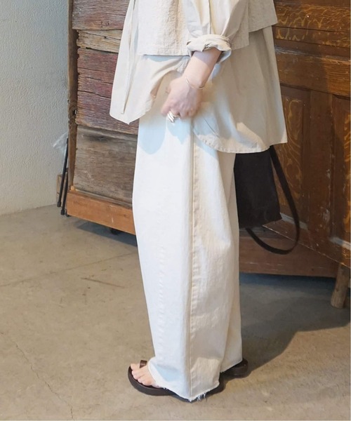 JOURNAL STANDARD LUXE(ジャーナルスタンダード ラックス)の「ヴィンテージヘリンボン スウィッチパンツ(その他パンツ・レディース・アイボリー・MEDIUM/SMALL)」の9枚目の写真