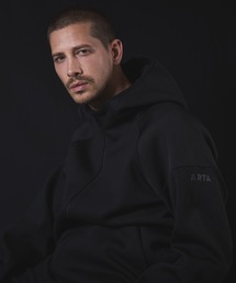 ARTA MECHANICS（エーアールティーエーメカニクス）の「AIR KNIT ZIP UP HOODIE）（エーアールティーエー トレーニング ウェア エア ニット ジップアップ フーディー）（パーカー）」