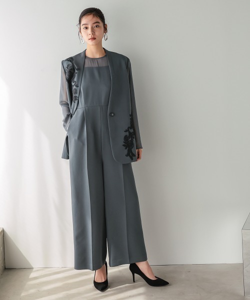 Callarus(カラルス)の「【オケージョン対応】アシメレースデザインジャケットオールインワンパンツセットアップドレス〔Callarus〕(パンツドレス・レディース・ブラック系/グレー系・LL/M/S/L)」の5枚目の写真