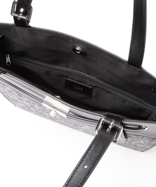 HARE(ハレ)の「エンボストートBAG(HARE)(トートバッグ・メンズ・ブラック・FREE)」の4枚目の写真