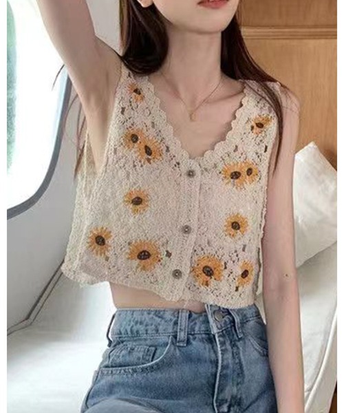 CHEER(チアー)の「ひまわり刺繍 かぎ針編みショート丈ビスチェ(ベスト・レディース・アイボリー/ホワイト・FREE)」の4枚目の写真