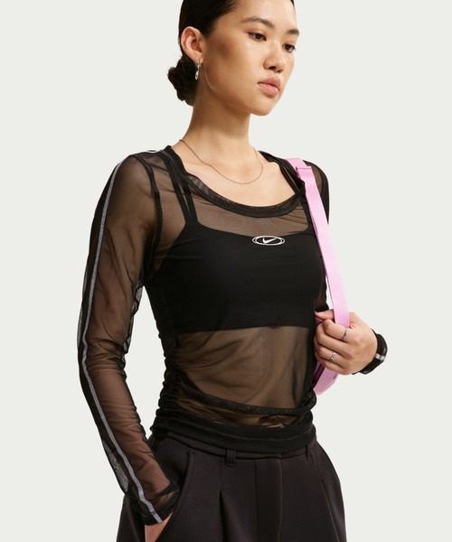 NIKE(ナイキ)の「NIKE AS W NK STREET SHEER LS / ナイキ ウィメンズ ストリート シアー L/S トップ 【SP】(Tシャツ/カットソー・レディース・ブルー/ブラック・S/M/L)」の12枚目の写真