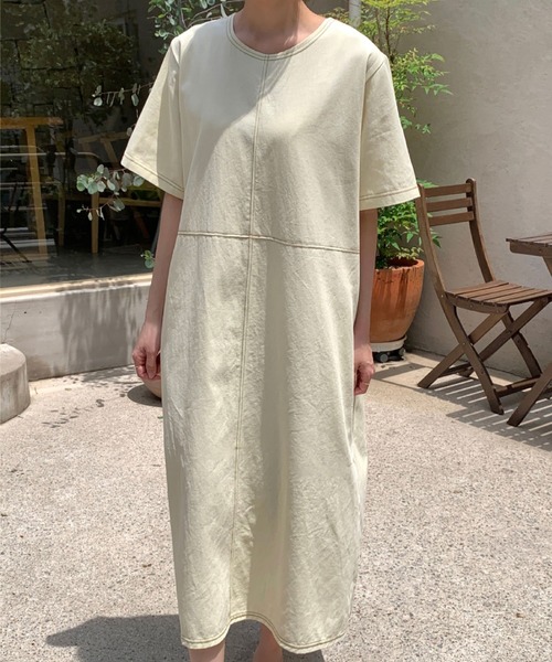 2ly2（トゥーリートゥー）の「ステッチデザイン半袖ロングワンピース ゆったりカジュアルワンピース（ワンピース・レディース・グレー/ベージュ・FREE）」の10枚目の写真