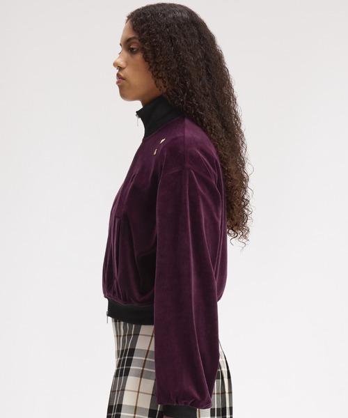 FRED PERRY（フレッドペリー）の「Amy Winehouse Velour Track Jacket／エイミー・ワインハウス ベロアトラックジャケット（ジャージ・レディース・プラム・10）」の13枚目の写真