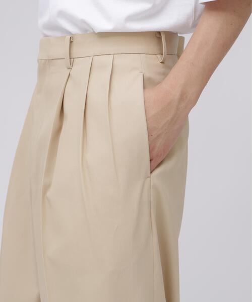 YLEVE(イレーヴ)の「YLEVE / HIGHTWISTED COTTON GABA TROUSERS(その他パンツ・メンズ・カーキ・3/4/5)」の15枚目の写真