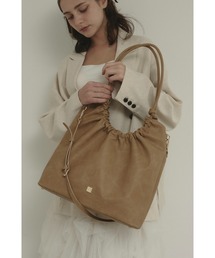 nunela（ヌネラ）の「Drape Gather Tote【No.14】（ショルダーバッグ）」