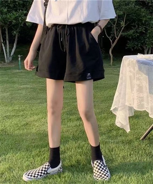 FREE STYLISTS(フリー スタイリスト)の「イージーショートパンツ(その他パンツ・レディース・ブラック/グレー・L/XL/M)」の8枚目の写真